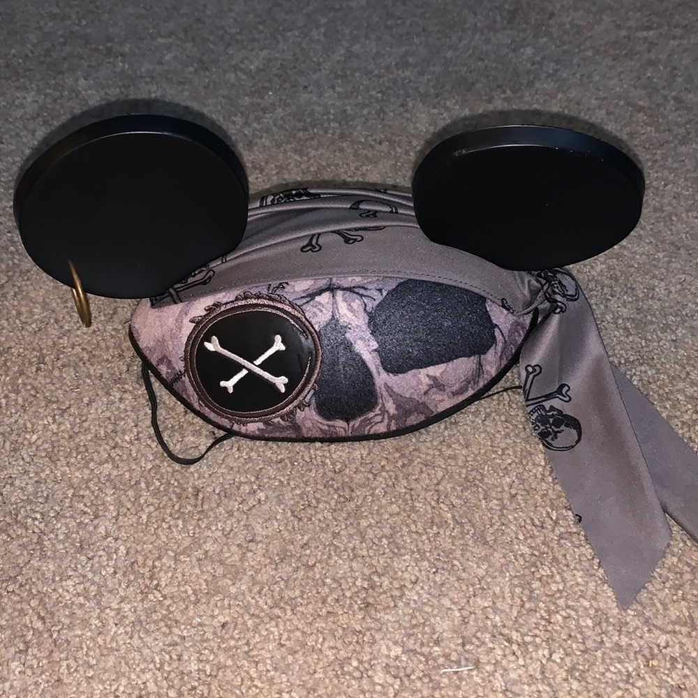 Walt Disney World Pirate Mickey Mouse Ears Hat